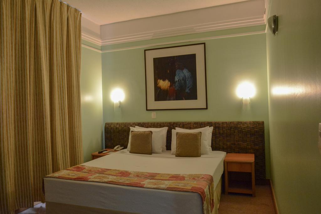 Wyndham Garden Manaus Otel Oda fotoğraf
